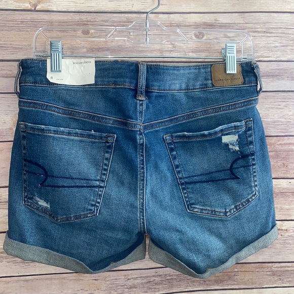 NWT American Eagle π¦
Next Level Stretch MIDI Denim Shorts - Picture 3 of 10